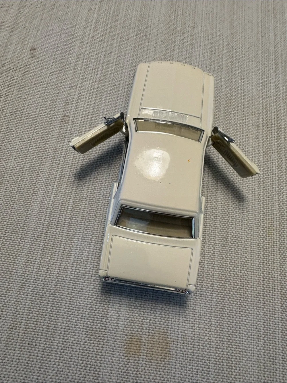 Kinsmart 1960's Mustang  Die-Cast Classic Coupe Toy Car for Kids